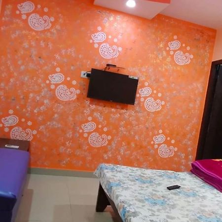 Hotel Atithi Galaxy كانبور المظهر الخارجي الصورة