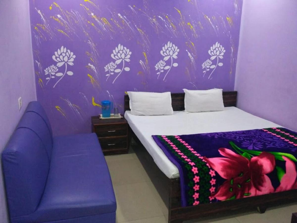 Hotel Atithi Galaxy كانبور المظهر الخارجي الصورة