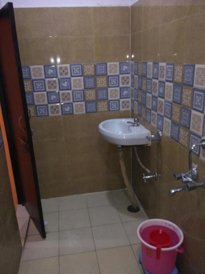 Hotel Atithi Galaxy كانبور المظهر الخارجي الصورة