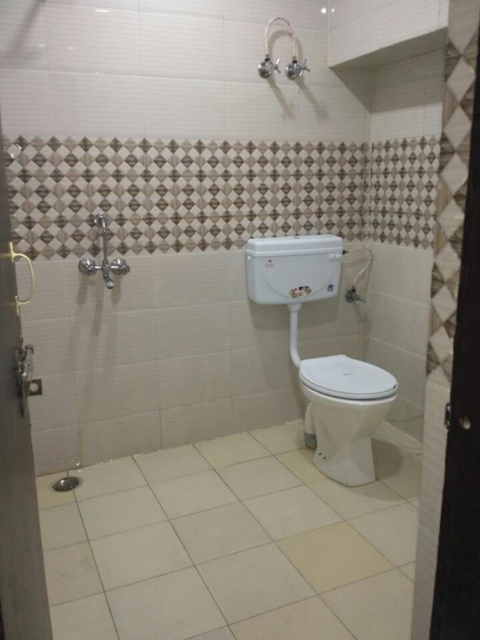 Hotel Atithi Galaxy كانبور المظهر الخارجي الصورة