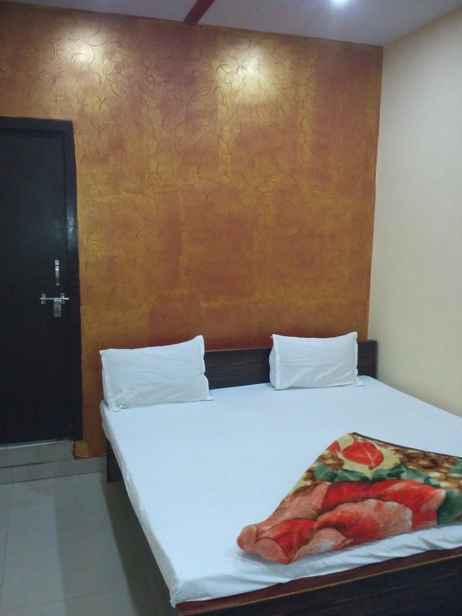 Hotel Atithi Galaxy كانبور المظهر الخارجي الصورة
