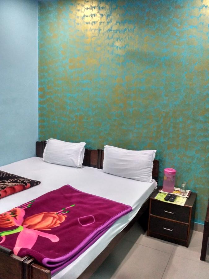 Hotel Atithi Galaxy كانبور المظهر الخارجي الصورة